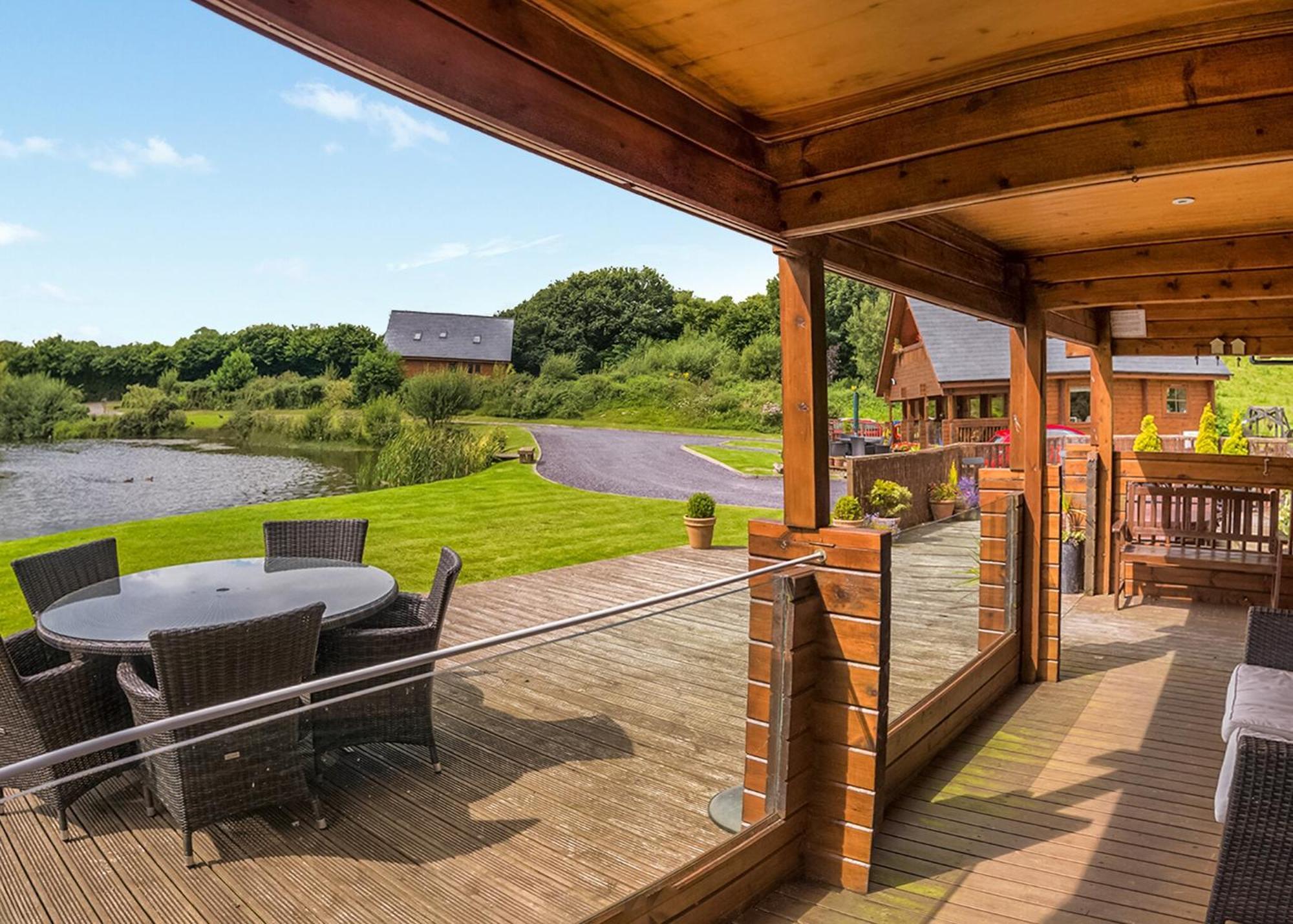 Anglesey Lakeside Lodges Menai Bridge Chambre photo