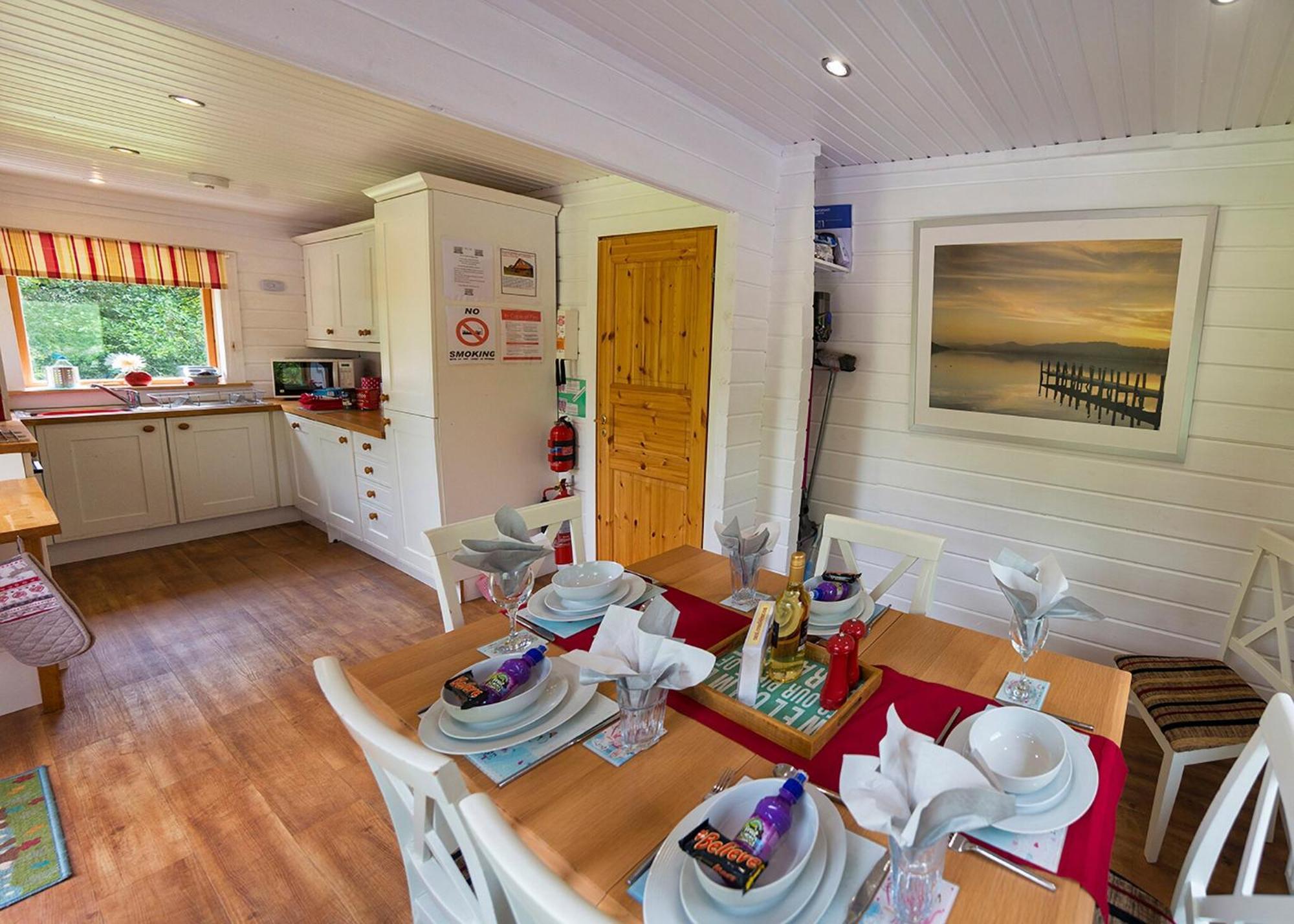 Anglesey Lakeside Lodges Menai Bridge Chambre photo