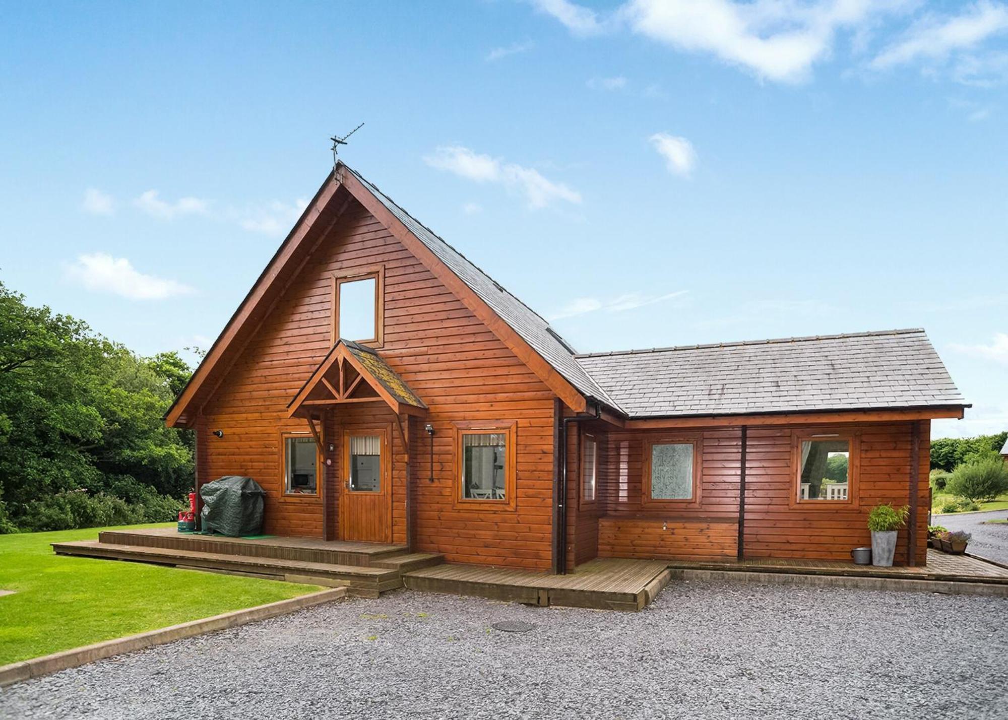 Anglesey Lakeside Lodges Menai Bridge Extérieur photo